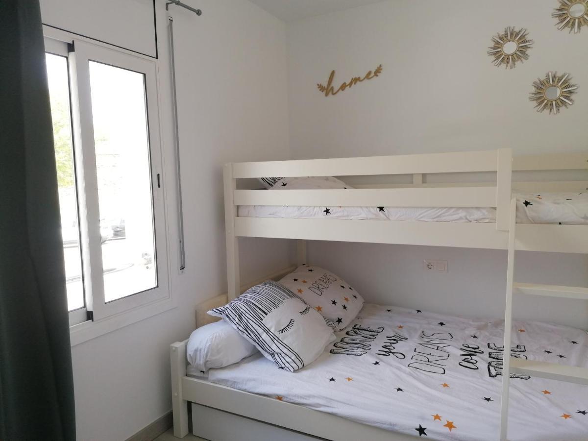 Appartement Neuf Bord De Mer Roses Espagne * Rosas